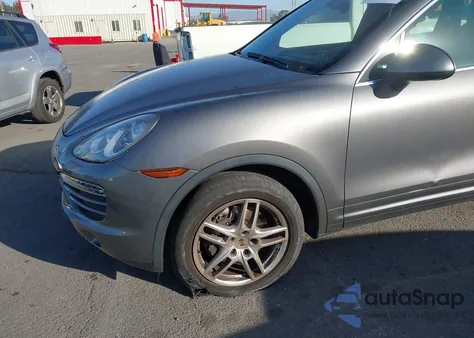 2013 Porsche Cayenne z USA, uszkodzony, nr VIN WP1AA2A2XDLA00099